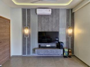 Navkar Riviera Villa w/ Private Pool Surat/Navsari Villa in Gujarat