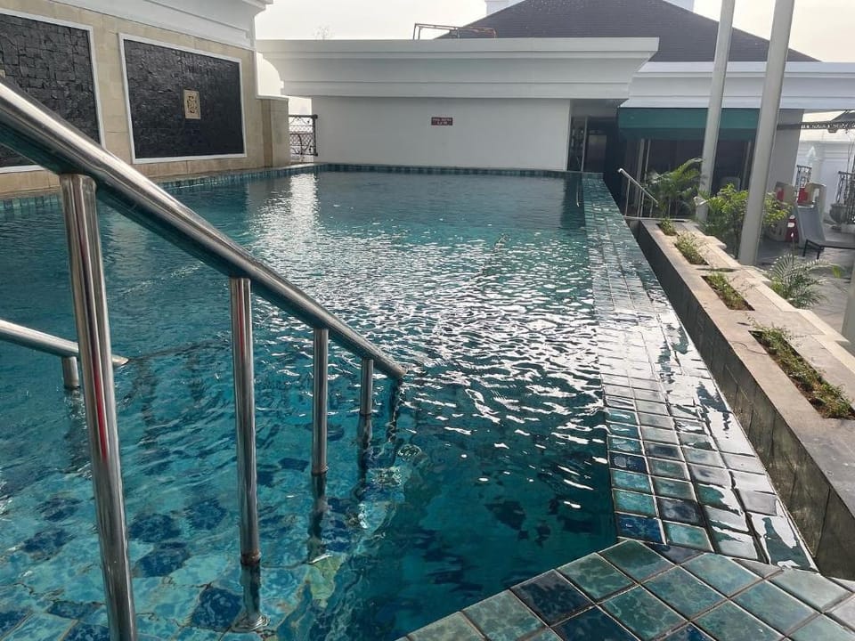 Toeti Roosseno Plaza Apartment in South Jakarta City