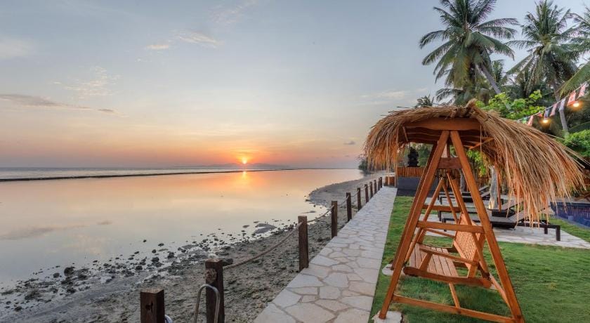 La Semaya Beach Villas Bed and Breakfast in Nusapenida