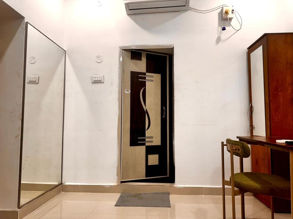 Vibes 1 Hotel in Hyderabad