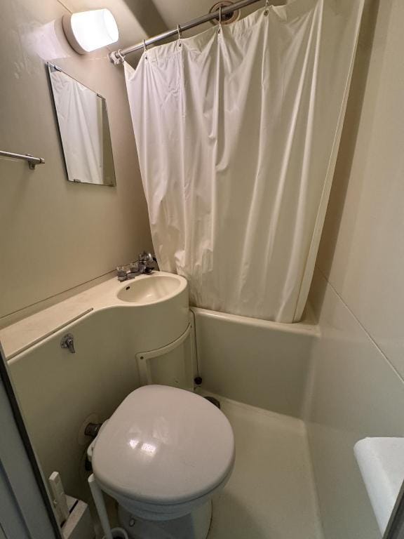 ドミトリー渡辺通 Hotel in Fukuoka