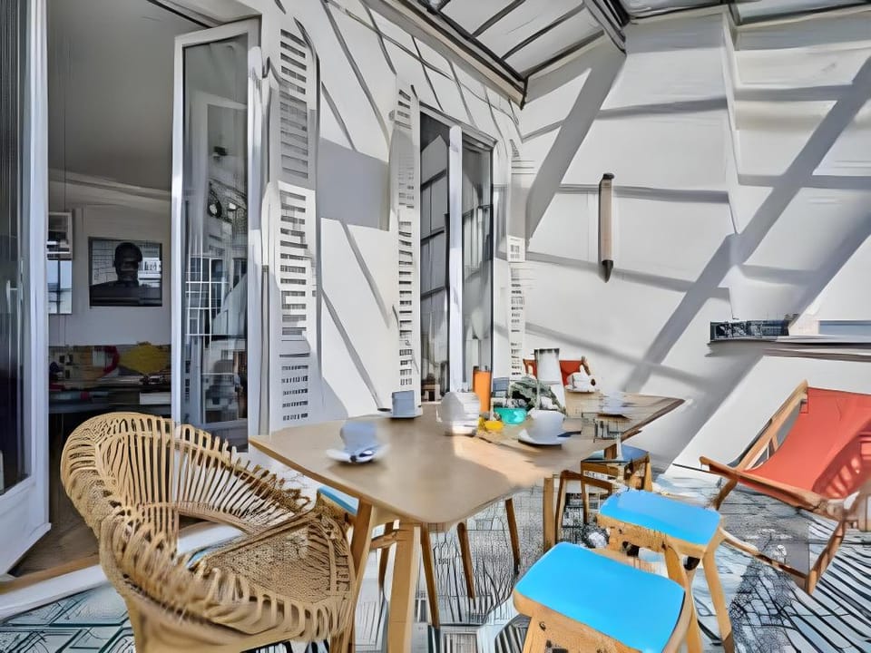 Superb flat with terrace in the centre of Paris Apartment in Paris