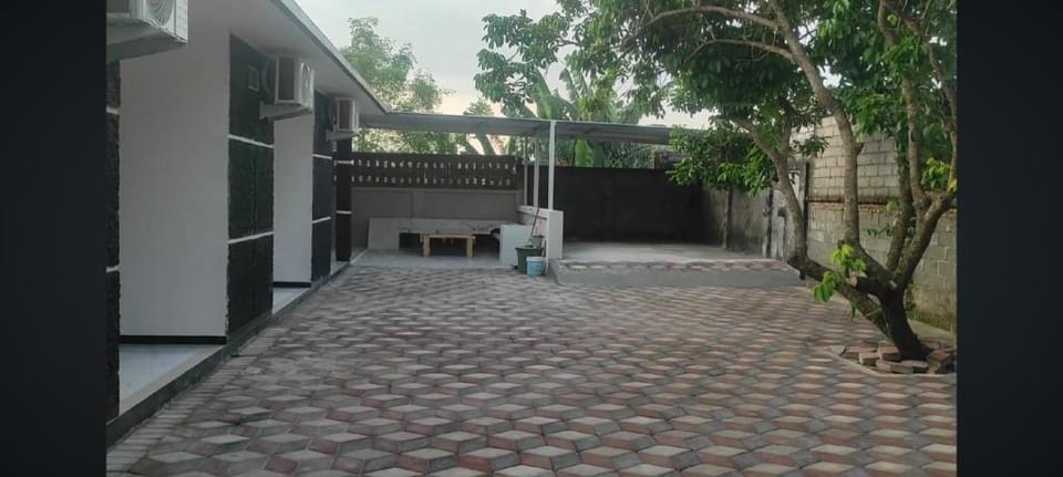 Astiti Ayu Kost Bagirati 2 Hotel in West Nusa Tenggara, Indonesia