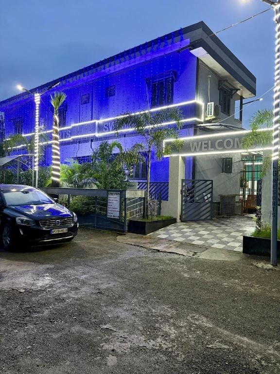 LG Resorts and Swimming Pool Hotel in Andhra Pradesh