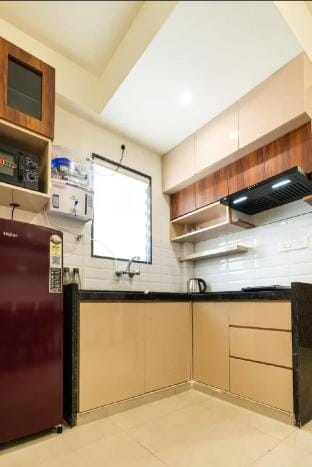 Luxury Studio Near Bombay Hospital |Juliet Balcony #909 Apartment in Jaipur