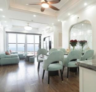 Chuỗi căn hộ 3 phòng ngủ nhìn ra biển Apartment in Vietnam