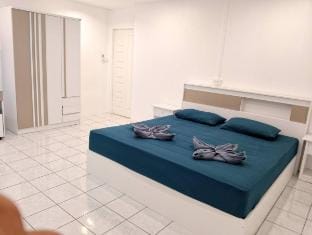 Phuket Town Escape | Dank Dynasty Homes Phuket Apartment in Wichit