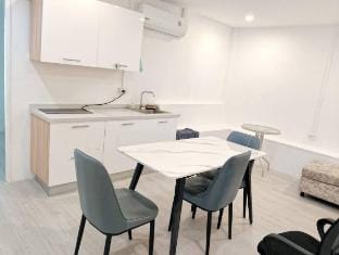 Phuket Town Escape | Dank Dynasty Homes Phuket Apartment in Wichit