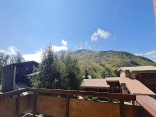 Alpine Stay Near Ski Slopes Apartment in Les Deux Alpes
