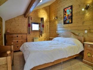 Ski  Stay 3BR Convenience Apartment in Les Deux Alpes