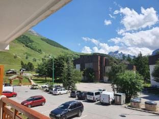 Alpine Apartment for 8 guests Apartment in Les Deux Alpes