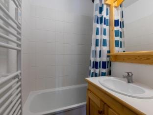 Apartment in France near Ski Resort  Center Apartment in Saint-Sorlin-d'Arves