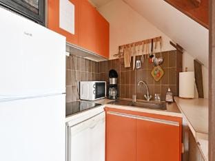 Waterfront Retreat with Balcony Apartment in Agde