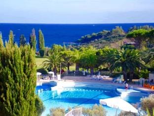 Prestige Cap Esterel, Rez  Jardin Villa, vue mer Apartment in Saint-Raphael