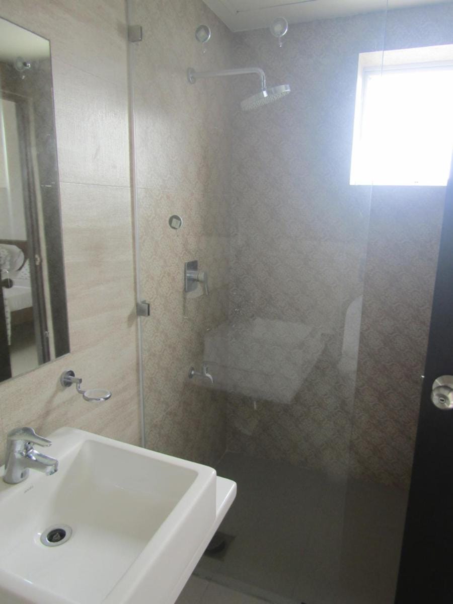 SKYLINE SUITE Penthouse at The Highness Rajagiriya Apartment in Western Province