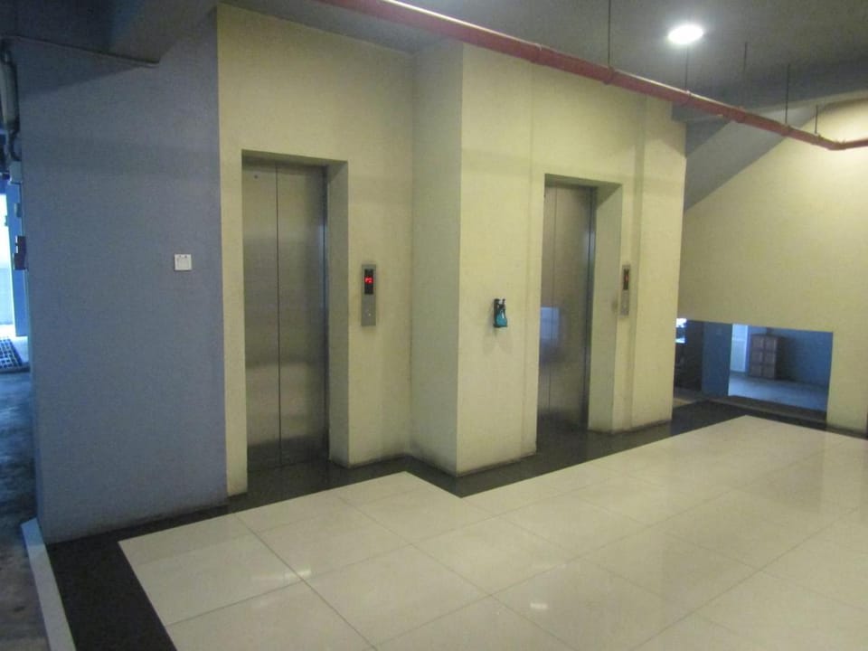 SKYLINE SUITE Penthouse at The Highness Rajagiriya Apartment in Western Province