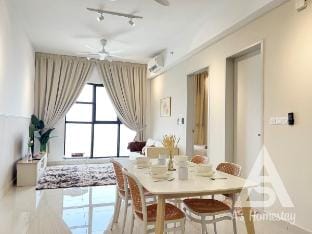 Trion@Kuala Lumpur:Level 56 / KLCC / TRX AshomeT20 Apartment in Federal Territory of Kuala Lumpur