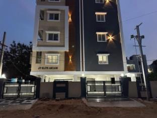 CC Elite Homestay Apartment in Secunderabad