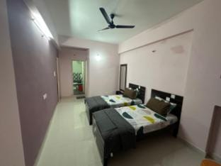 CC Elite Homestay Apartment in Secunderabad