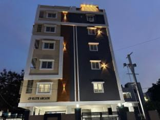 CC Elite Homestay Apartment in Secunderabad