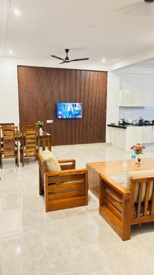 Cozy nook 3bhk stay near Airport WTP JECC Apartment in Jaipur