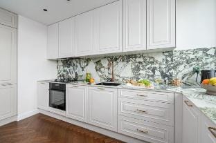 Premium Lumina apartment with parking Apartment in Warsaw