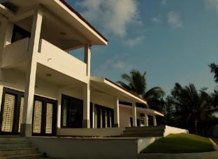 Udupi Beach House: Seascape Vacation rental in Karnataka