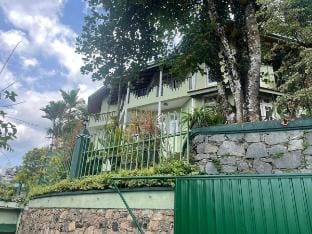 Peak Lodge, Vacation rental in Kandy