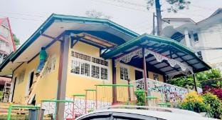 Ross Anne Baguio Transient House Vacation rental in Baguio