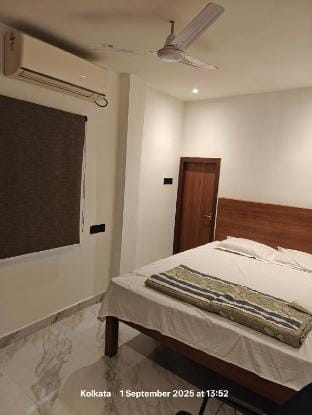 Orange Bricks Boutique Guest House (11 rooms)   -Park Street -  New Market. Vacation rental in Kolkata
