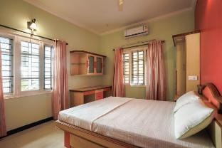 Artisan Residency Vacation rental in Mangaluru