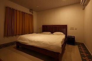 Sunset Riverfront Escape Vacation rental in Karnataka