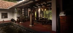 Kudremukh Homestay: Heritage villa by the falls 2 Vacation rental in Karnataka