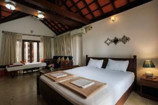 Kundapura Beach stay: AC Deluxe Cottage Vacation rental in Karnataka