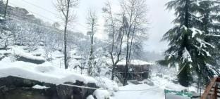 Deluxe Rooms Nayra Hotel Manali Vacation rental in Himachal Pradesh