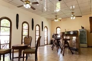 Dutch elegance meets tropical luxury in Negombo Vacation rental in Negombo