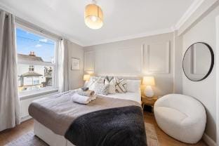 Long Stay Ready | King Bed | Kitchen | WiFi | Town Vacation rental in Gravesend