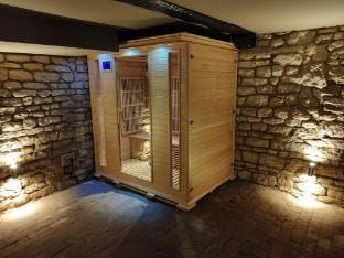 Manor Retreat near Milton Keynes with Hot Tub Vacation rental in Aylesbury Vale