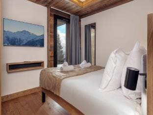 Chalet in La Rosiere near Ski Slopes Vacation rental in Montvalezan