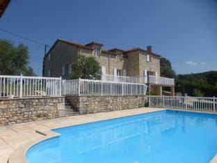 House in Monsegur with Panoramic Views Vacation rental in Nouvelle-Aquitaine