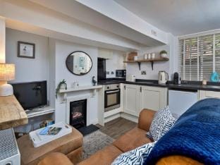 Cottage in Whitby near Stunning Beaches Vacation rental in Whitby