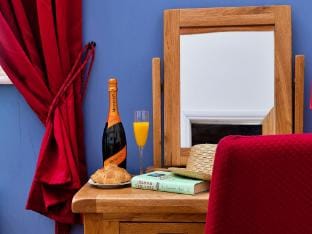 Cottage in Conwy with Hot Tub  Mountain Views Vacation rental in Afon Hiraethlyn