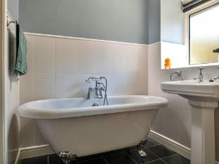 Riverside holiday home in Dolgellau, No Deposit Vacation rental in Dolgellau