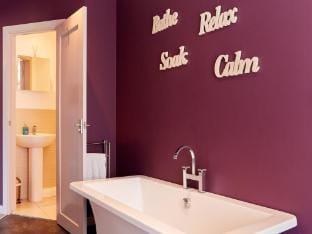 Beautiful cottage in rural escape, No Deposit Vacation rental in Amber Valley