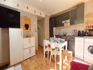 Alpine Apartment for 6 Guests Vacation rental in Les Deux Alpes