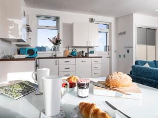 Cottage by South Walney Lighthouse  Nature Vacation rental in Barrow-in-Furness
