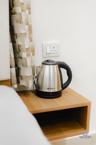 Downtown Escape Studio. Vacation rental in Hyderabad