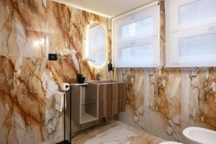 Duomo Luca Stay Luxury Suite 104 with Balconies Vacation rental in Milan