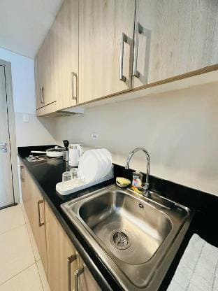 Amazing Condo near Airport, Mall of Asia, IKEA Vacation rental in Pasay