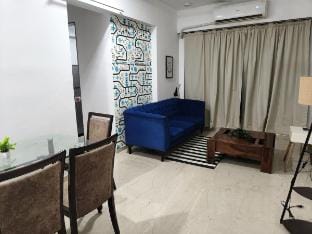 Ivy Urban Cozy 201 (Private 1Bhk) 3 Min Nesco Vacation rental in Mumbai